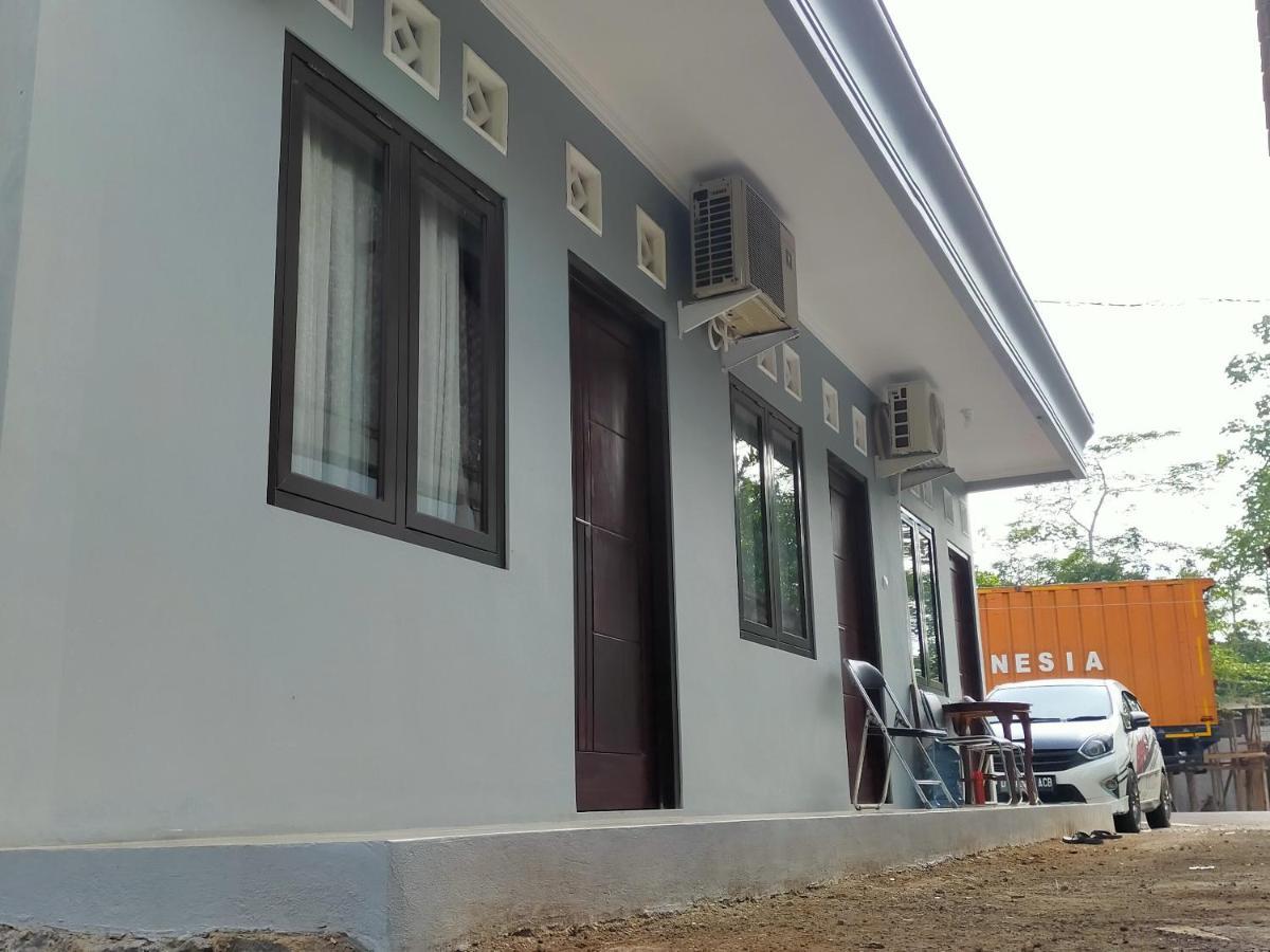 Aqsa Guest House Ciamis Syariah Εξωτερικό φωτογραφία